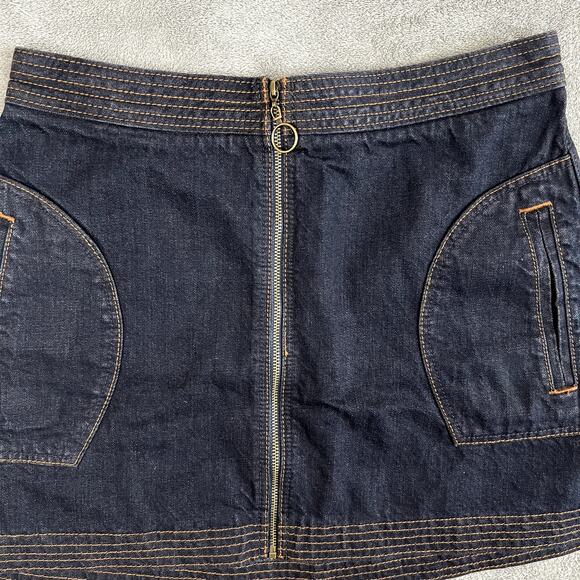 Abercrombie & Fitch Denim Mini Skirt Womens 2 Front Zip Dark Wash Y2K Style NWT - Picture 2 of 9
